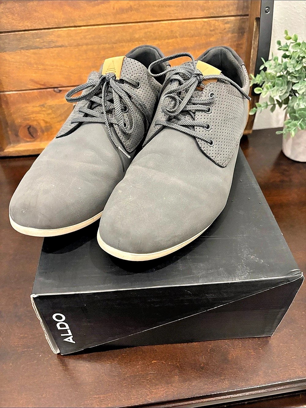 ALDO Gwendawmen Gray & Tan Men's US 10.5